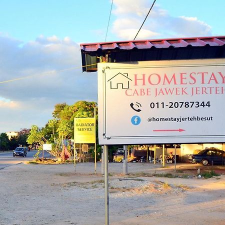 Homestay Jertih Besut Terengganu エクステリア 写真