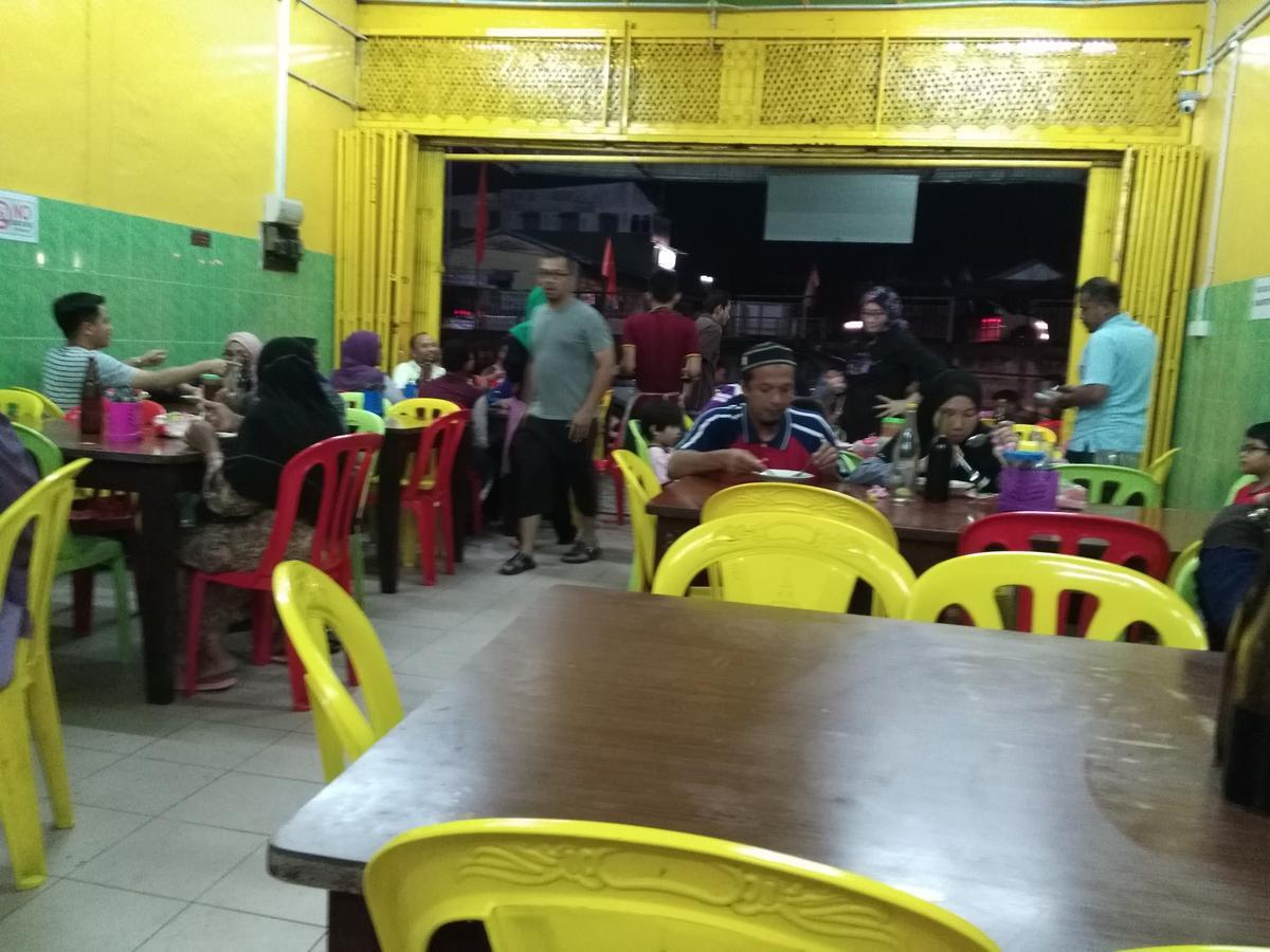 Homestay Jertih Besut Terengganu エクステリア 写真