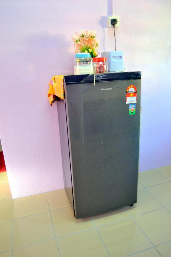 Homestay Jertih Besut Terengganu エクステリア 写真