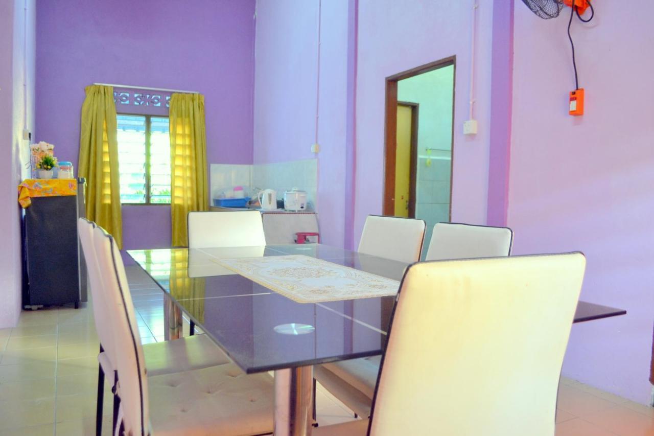 Homestay Jertih Besut Terengganu エクステリア 写真